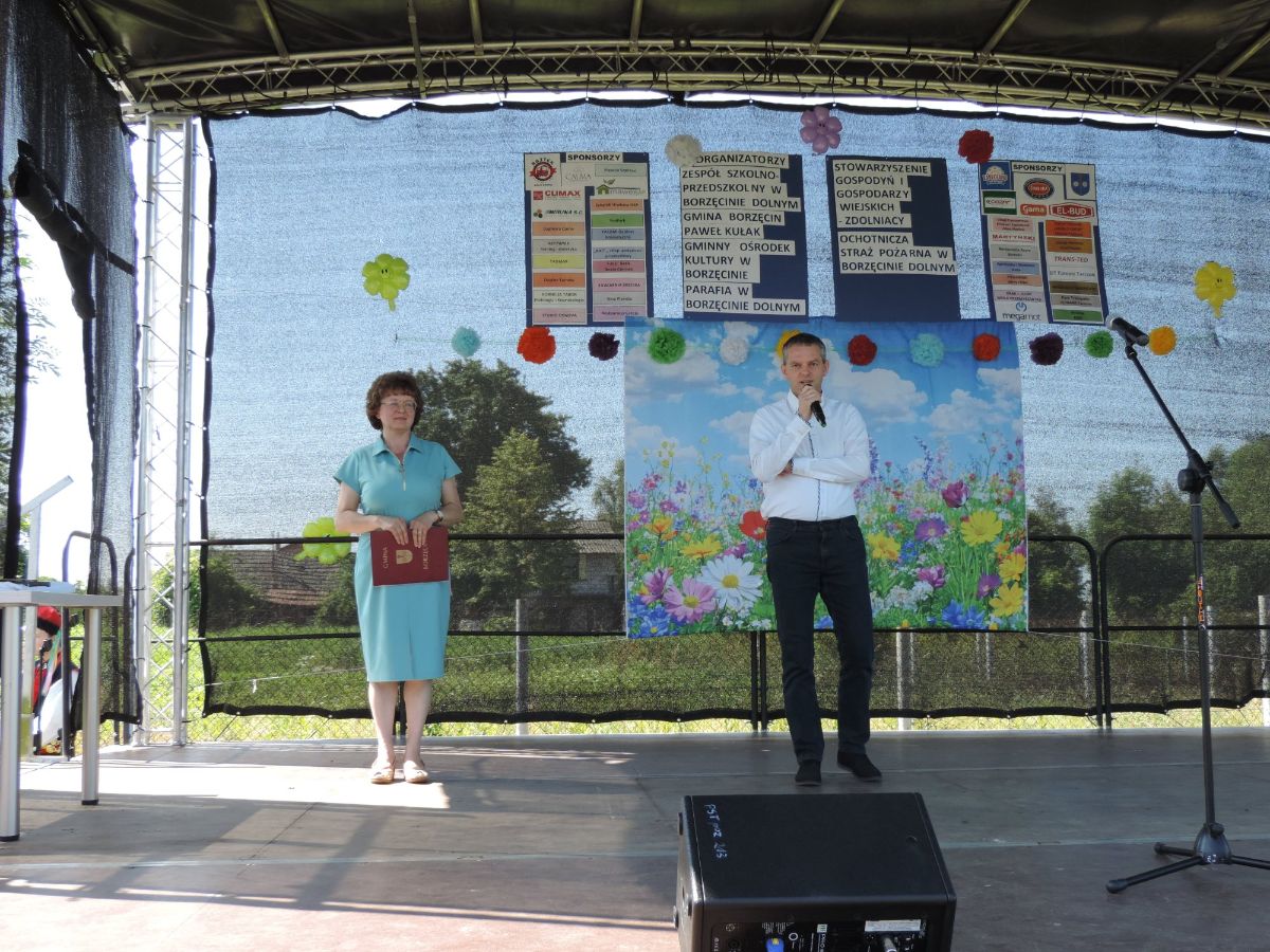 Galeria zdjęć: Dzień Rodziny w Borzęcinie Dolnym