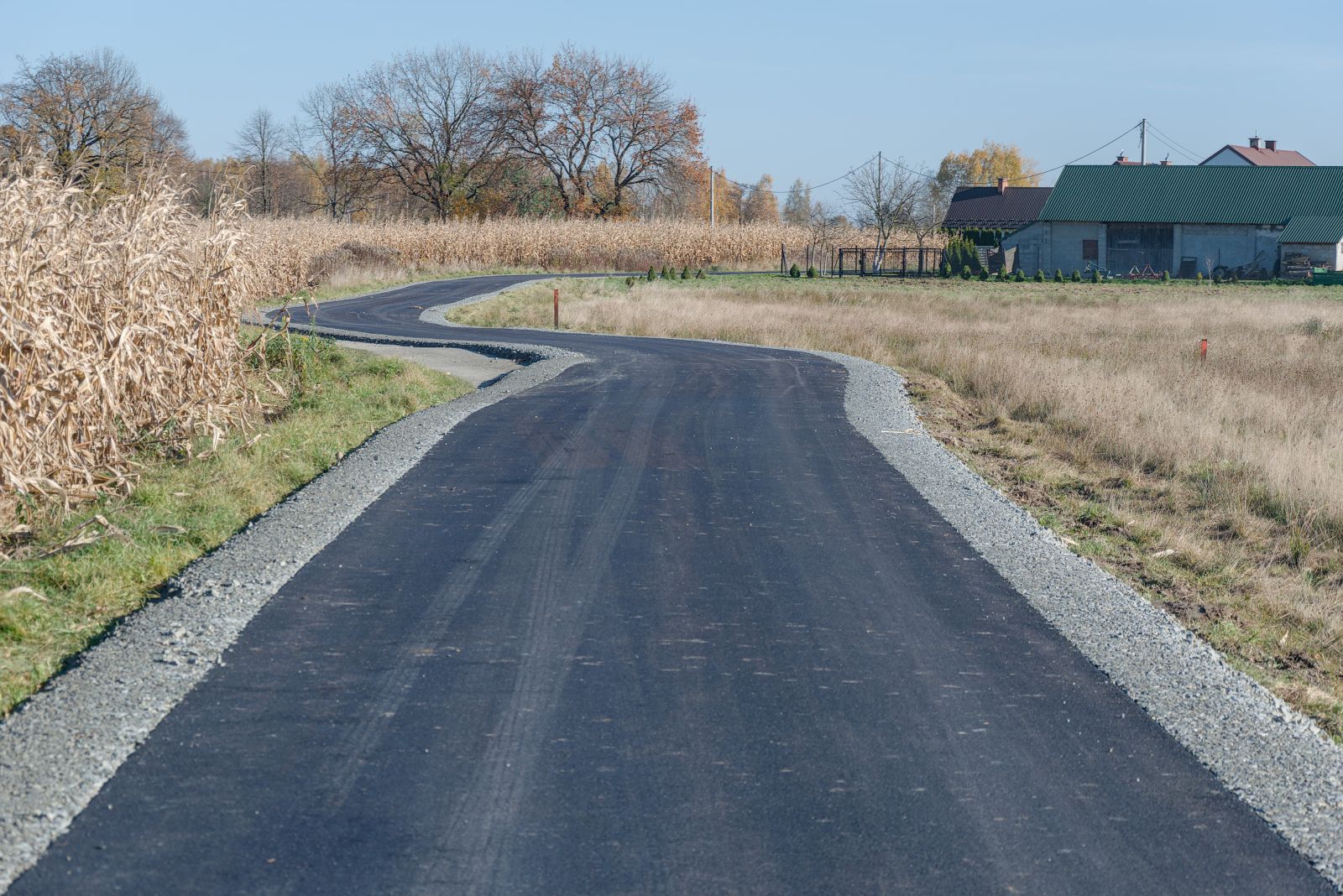 Zdjęcie: Nowa nawierzchnia i bezpieczniejszy dojazd do pól w Przyborowie