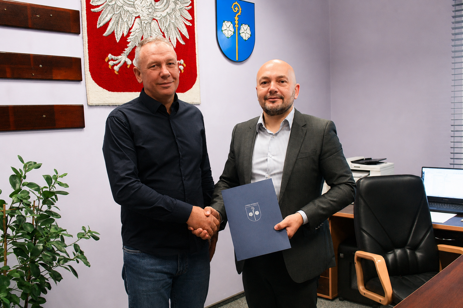 Zdjęcie: Podpisano umowę na budowę magazynu obrony cywilnej w Borzęcinie!