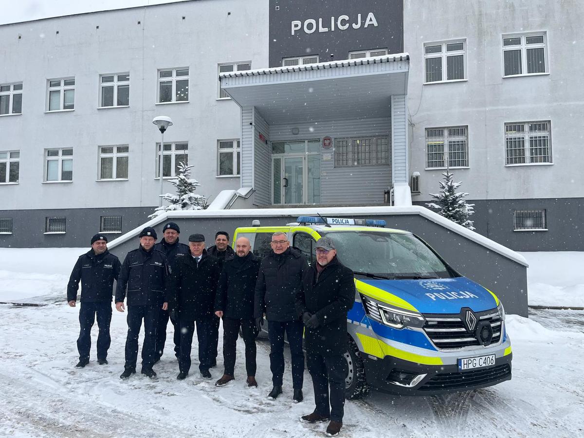 Zdjęcie: Nowy radiowóz w brzeskiej policji